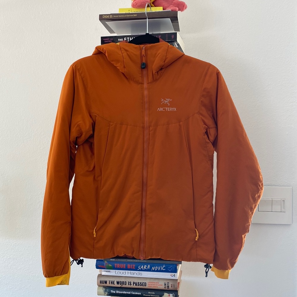 Arcteryx Atom AR jacket (pre-redesign) women’s XS in  Bengal